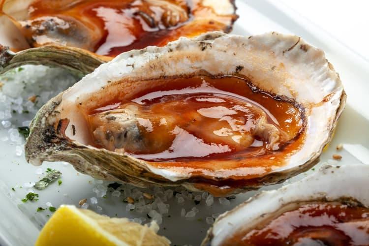 Grilled Oysters with Beer Barbecue Sauce thumbnail